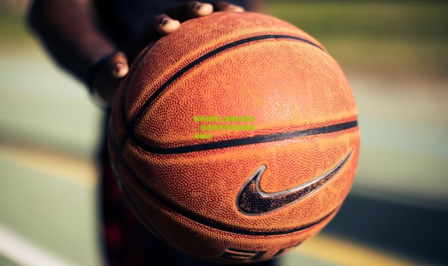 双核缺阵上港锋线告急，后浩克时代进攻体系寻锚点